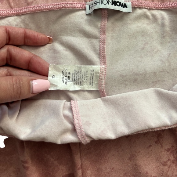 Fashion Nova Chelsea Legging Set- Tie Dye Pink Sz XL - Picture 16 of 16
